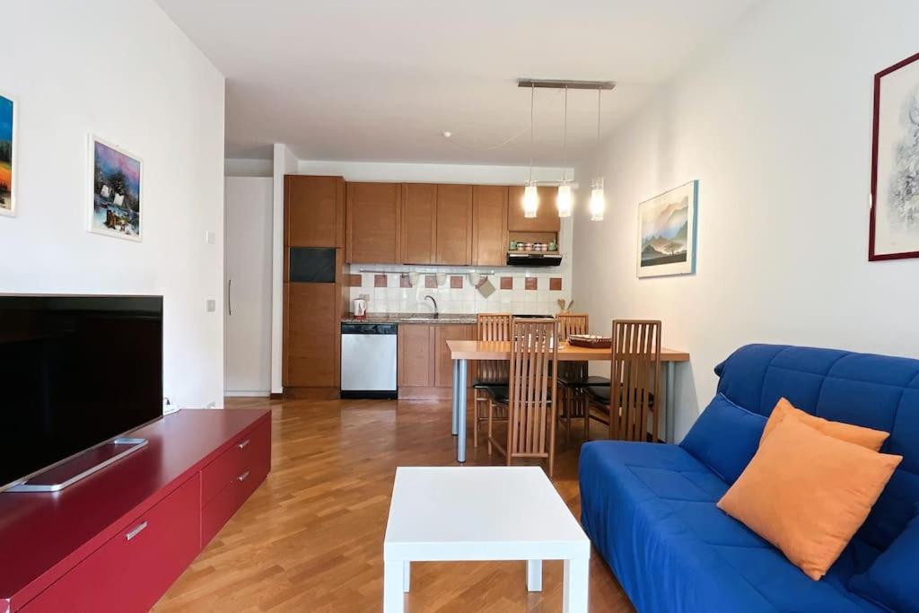La Piazzetta Verde - Affitti Brevi Italia เลคโค ภายนอก รูปภาพ