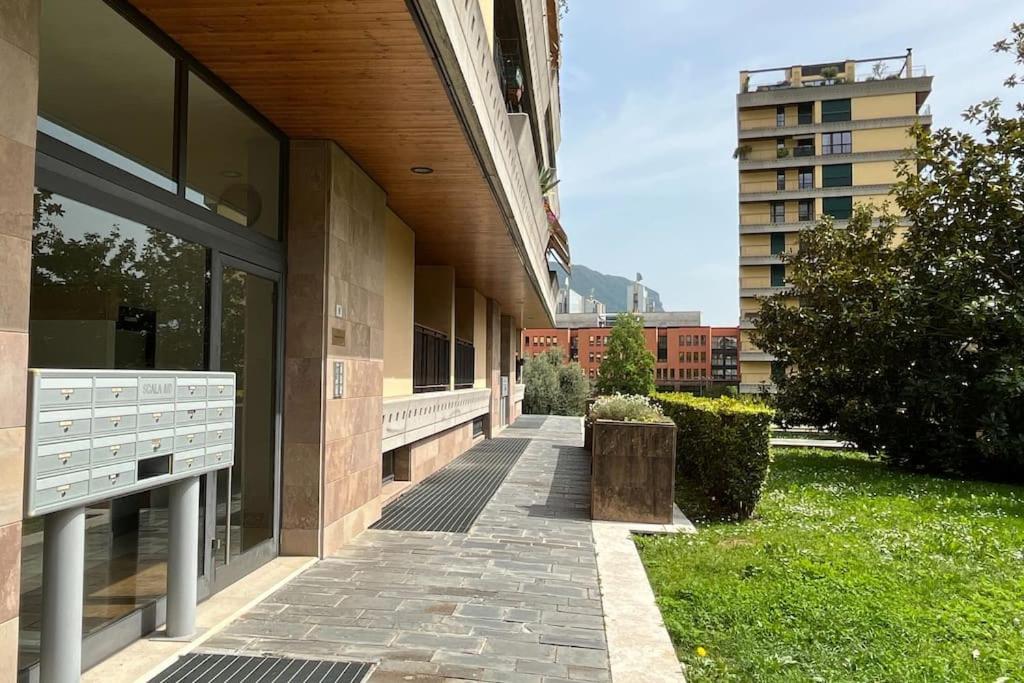 La Piazzetta Verde - Affitti Brevi Italia เลคโค ภายนอก รูปภาพ